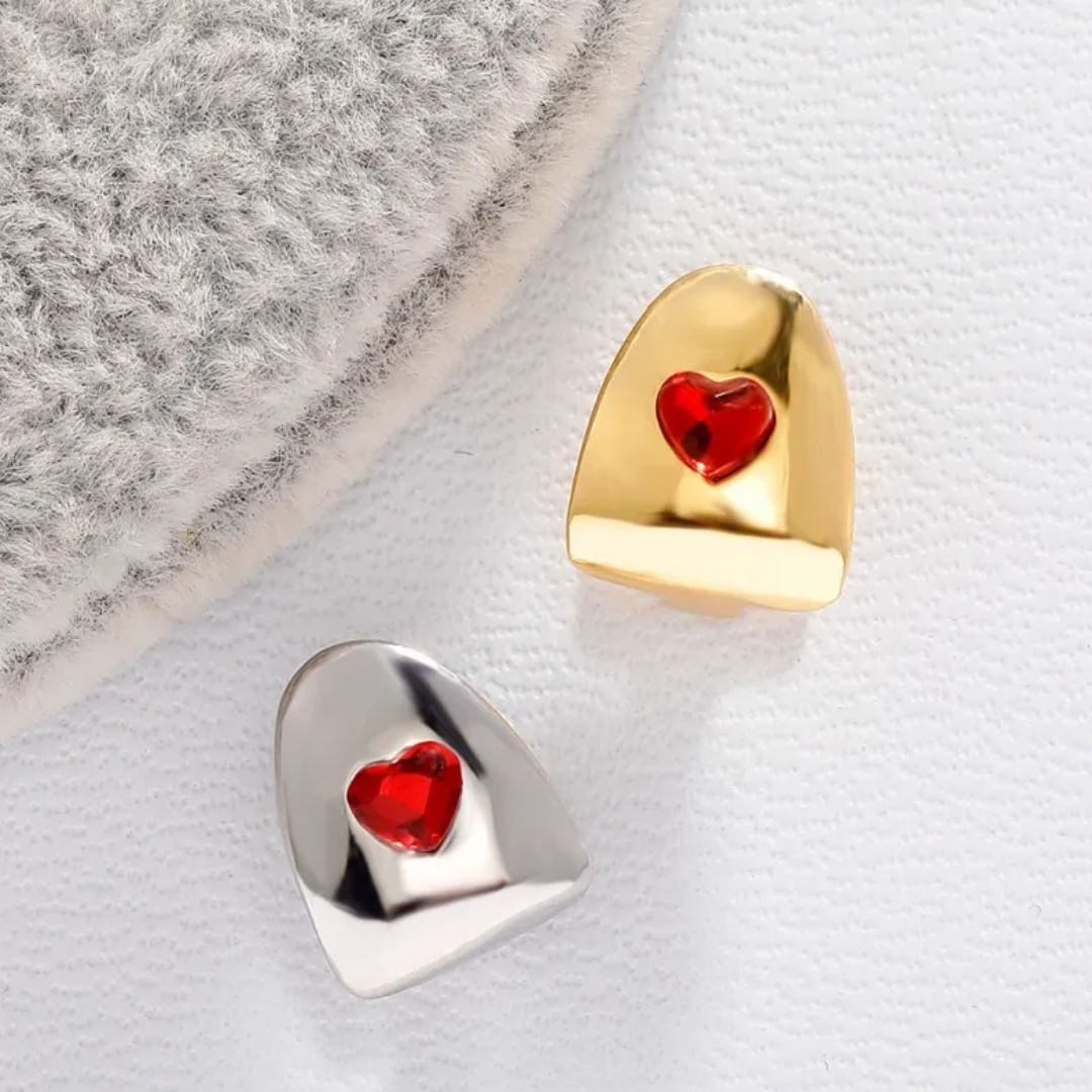 ShopGomad Tooth Cuff (Grill) with Heart Gem Hip Hop Teeth Grillz  l TEETH CUFF 🦷